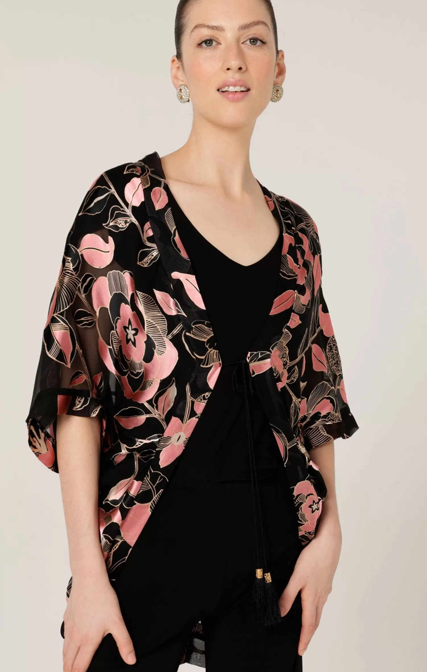 SACHA DRAKE COURTESAN KIMONO IN BLACK PINK FLORAL