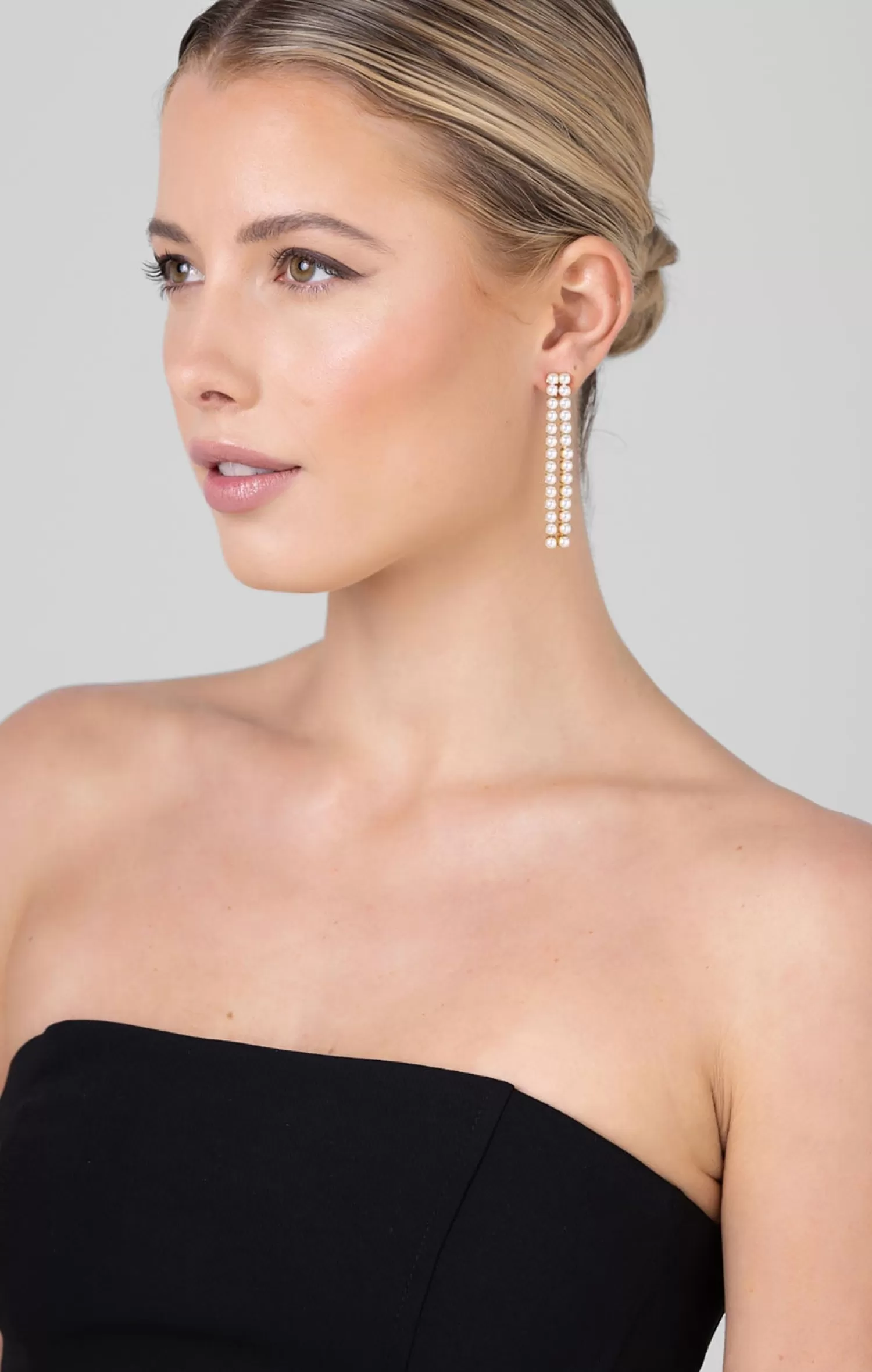 Liberte GARLAND PEARL EARRING IN