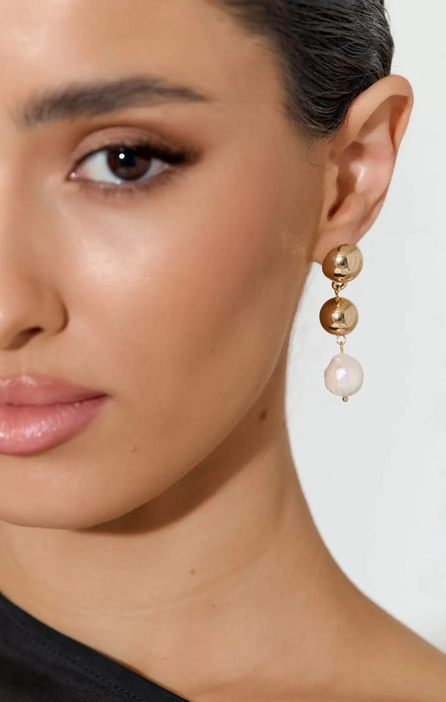 ADORNE PEARL DROP METAL BALL EARRING IN