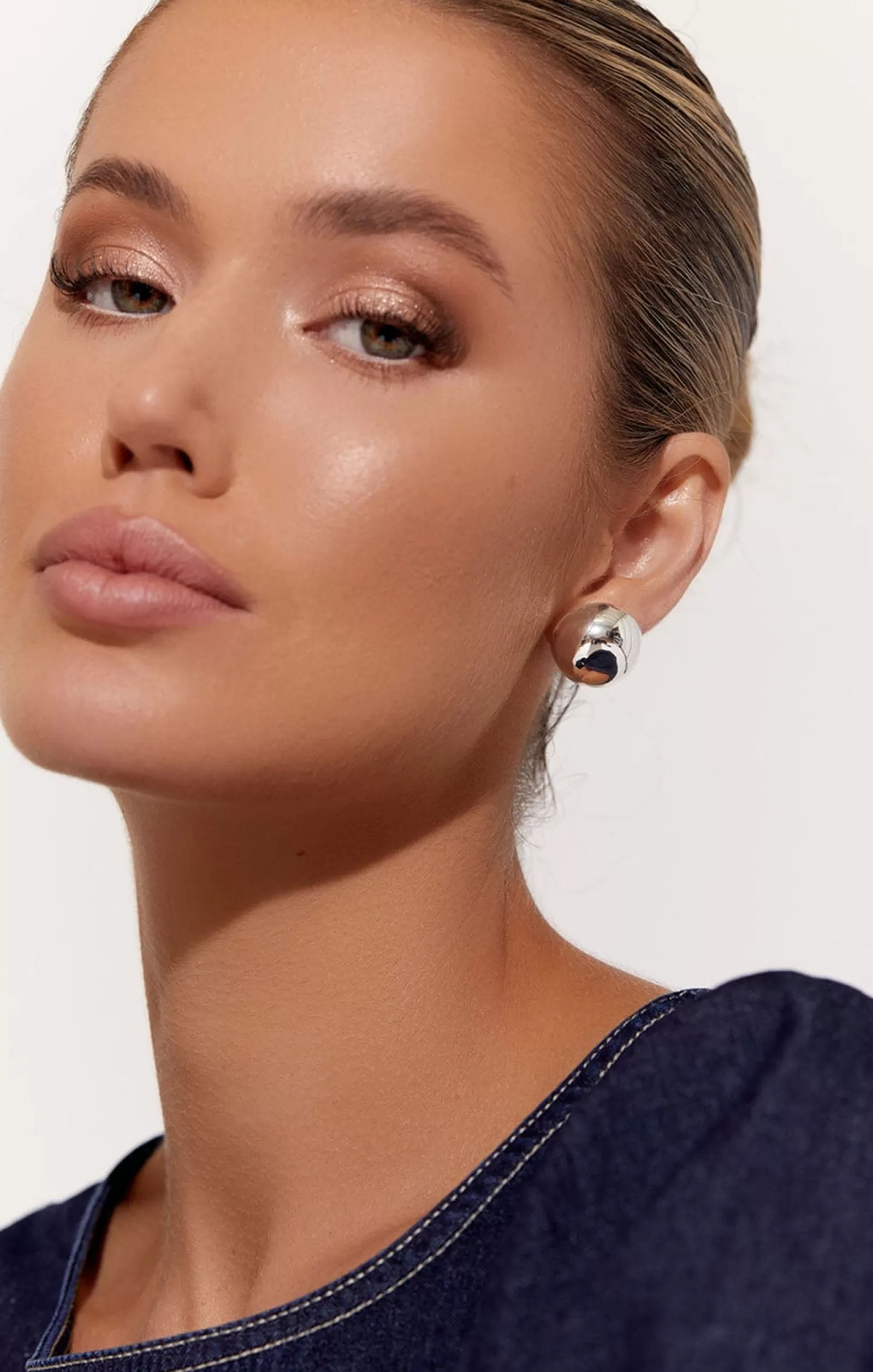 Adorne POLISHED DOME STUD EARRING IN