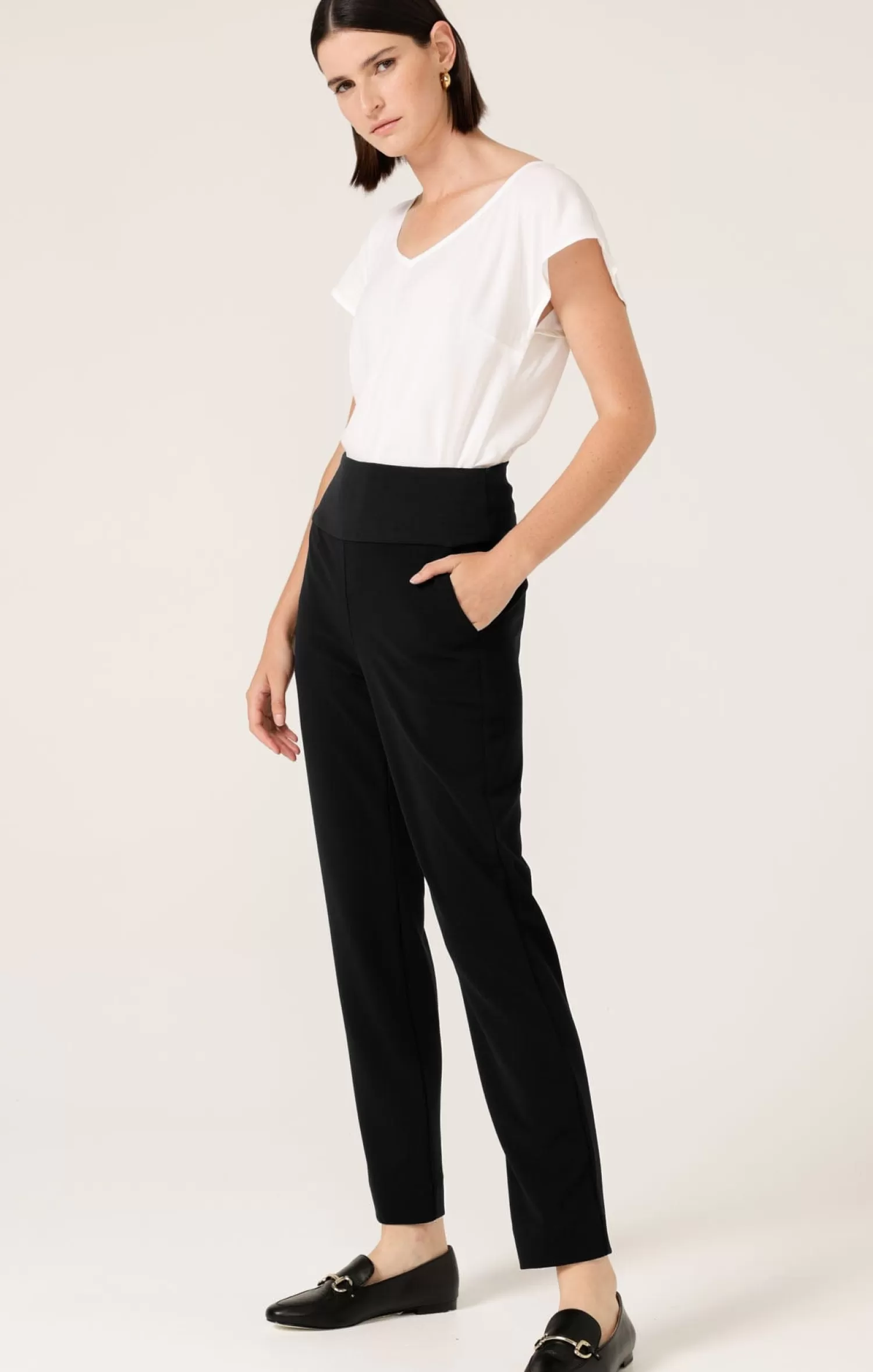 SACHA DRAKE TAPERED LEG PANT IN